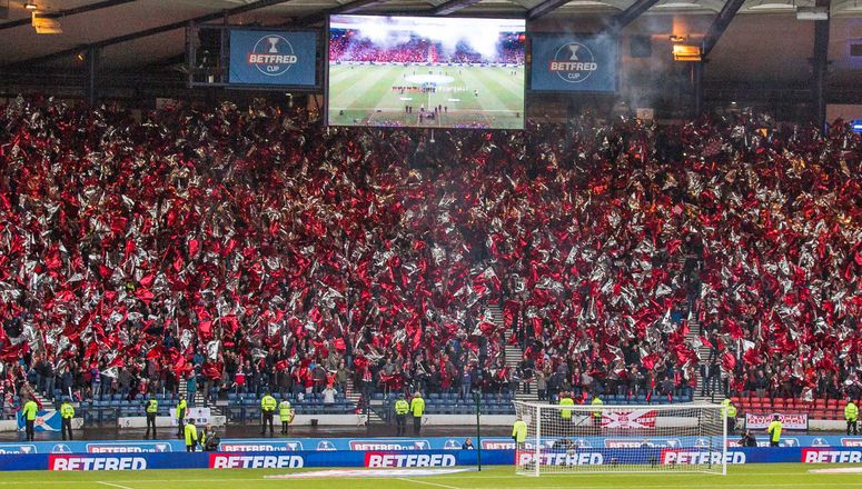 Aberdeen fc league cup final pictures